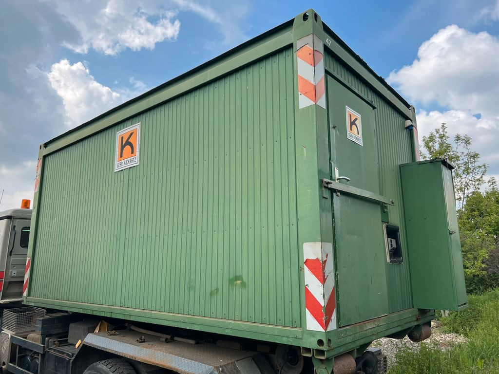 Büro Container mit Heizung Licht Tisch Schränke - Система портальной погрузки/ Мультилифт: фото 4 Büro Container mit Heizung Licht Tisch Schränke - Система портальной погрузки/ Мультилифт: фото 4
