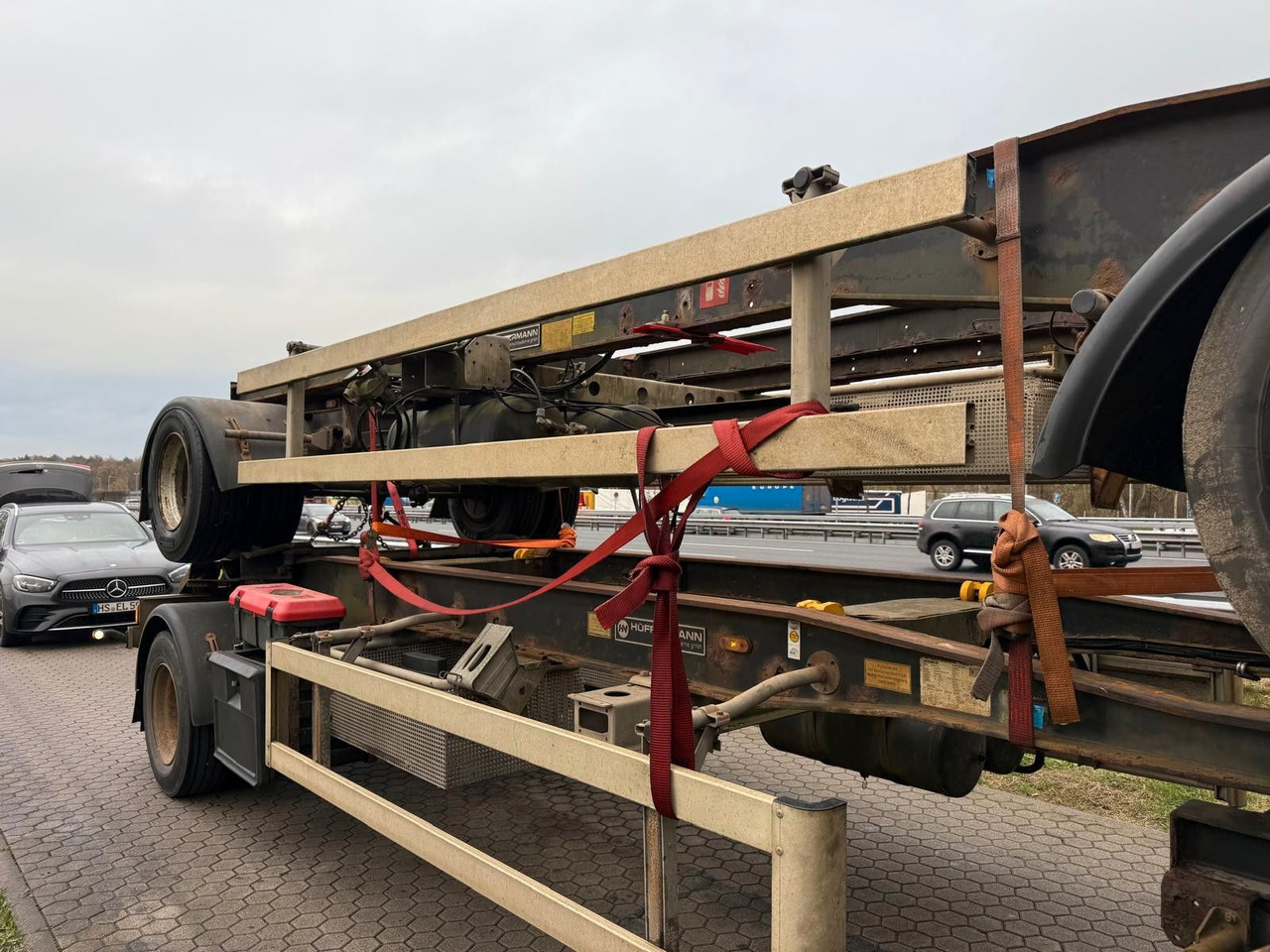 Hüffermann HSA 18.70 Schlittenabroller Containeranhänger 2x - Прицеп мультилифт/ Бункеровоз: фото 5 Hüffermann HSA 18.70 Schlittenabroller Containeranhänger 2x - Прицеп мультилифт/ Бункеровоз: фото 5