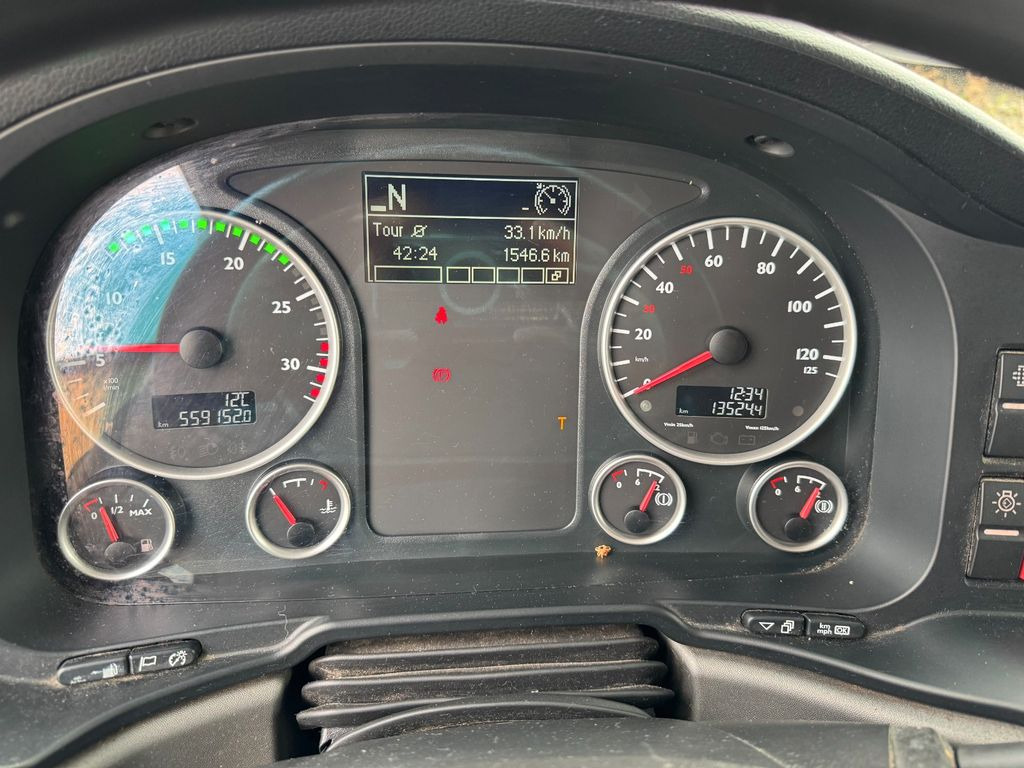 MAN 12.250 4X2 Koffer LBW Klima Diff.Sperre AHK - Грузовик с закрытым кузовом: фото 4 MAN 12.250 4X2 Koffer LBW Klima Diff.Sperre AHK - Грузовик с закрытым кузовом: фото 4
