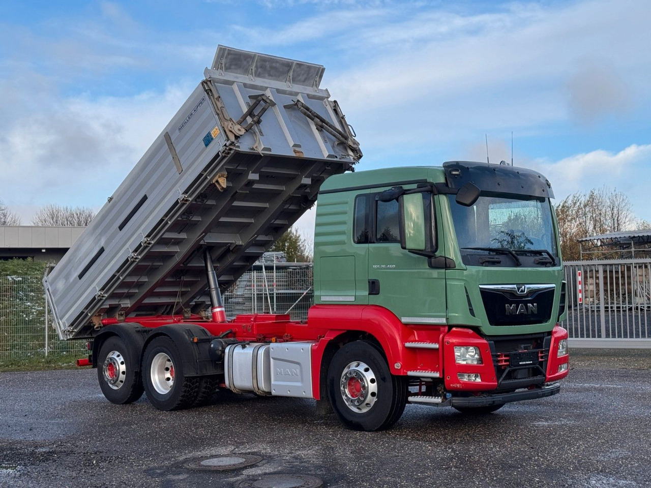 MAN 26.460 6x2 Meiller 3S. Retarder Top Zustand - Самосвал: фото 3 MAN 26.460 6x2 Meiller 3S. Retarder Top Zustand - Самосвал: фото 3