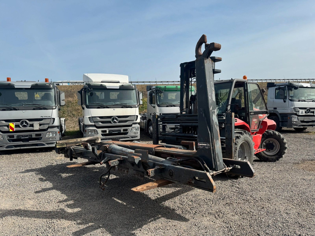 Meiller Abrollaufbau für 6X4 mit 3,90 Radstand - Крюковой мультилифт: фото 3 Meiller Abrollaufbau für 6X4 mit 3,90 Radstand - Крюковой мультилифт: фото 3
