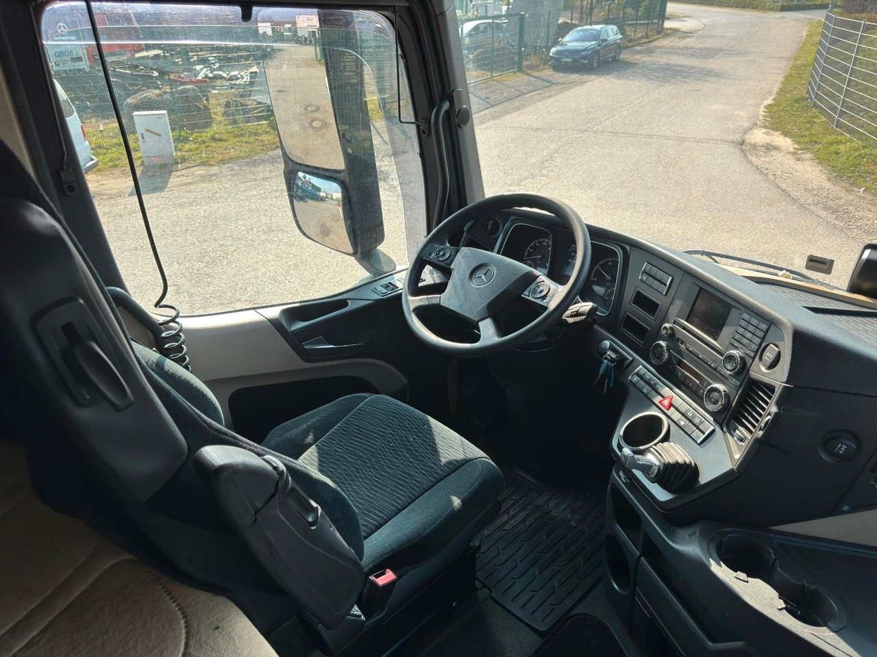 Грузовик-шасси Mercedes-Benz 2558 6x2 Fahrgestell Chassis | Retarder | Klima: фото 9
