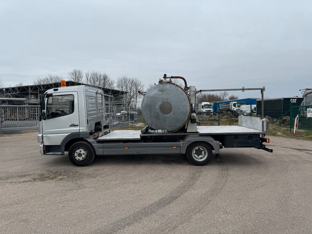 Mercedes-Benz 818 4X2 ROM Toilettenwagen - Ассенизатор: фото 1 Mercedes-Benz 818 4X2 ROM Toilettenwagen - Ассенизатор: фото 1