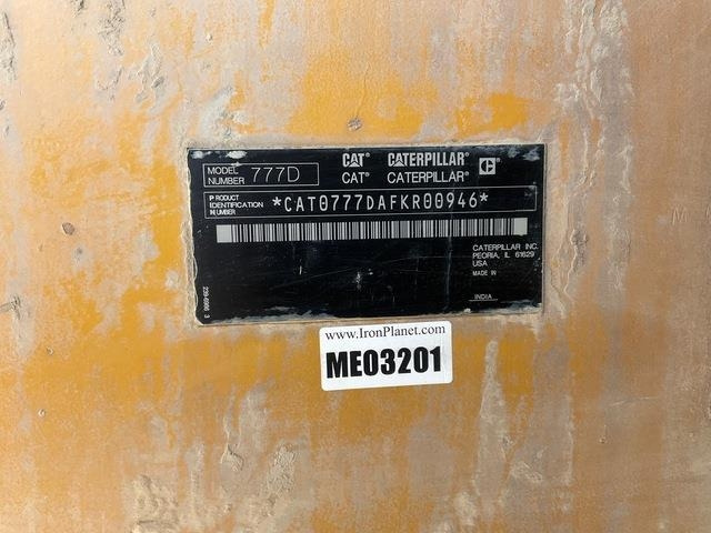 CAT 777D - Карьерный самосвал: фото 5 CAT 777D - Карьерный самосвал: фото 5