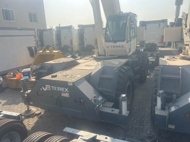Короткобазный кран Terex RT555: фото 17