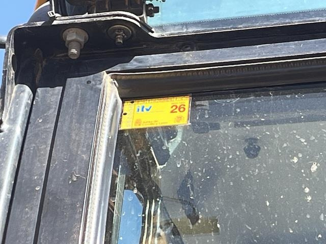 Колёсный экскаватор JCB HD110WTT4: фото 9
