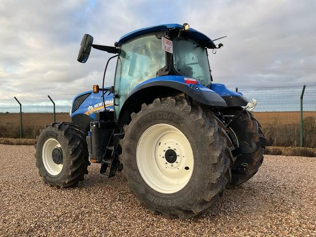 New Holland T7.165S - Трактор: фото 2 New Holland T7.165S - Трактор: фото 2