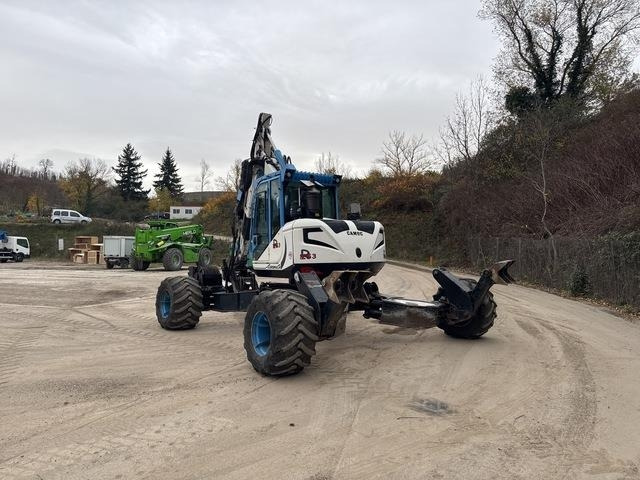 Euromach R1253 - Колёсный экскаватор: фото 3 Euromach R1253 - Колёсный экскаватор: фото 3