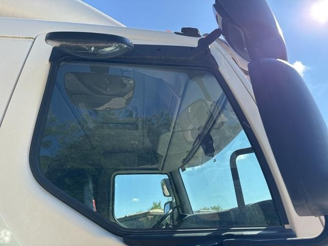 Renault C380 в лизинг Renault C380: фото 24