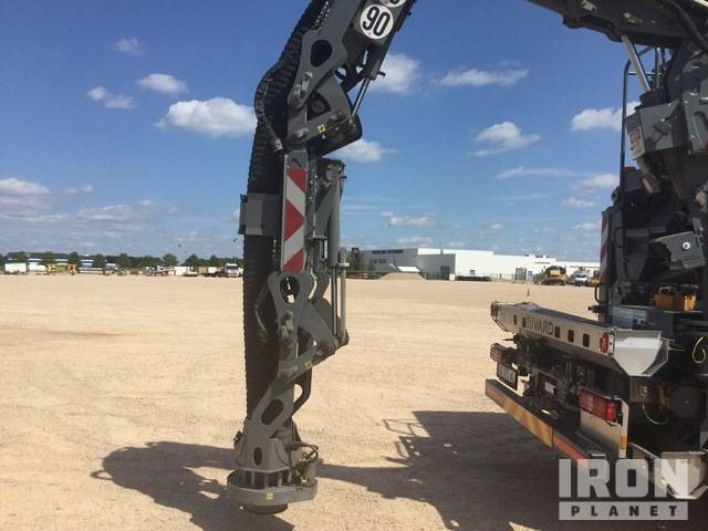 Ассенизатор Rivard - Mercedes-Benz EXVAC - Arocs 3253 8x4: фото 8 Ассенизатор Rivard - Mercedes-Benz EXVAC - Arocs 3253 8x4: фото 8