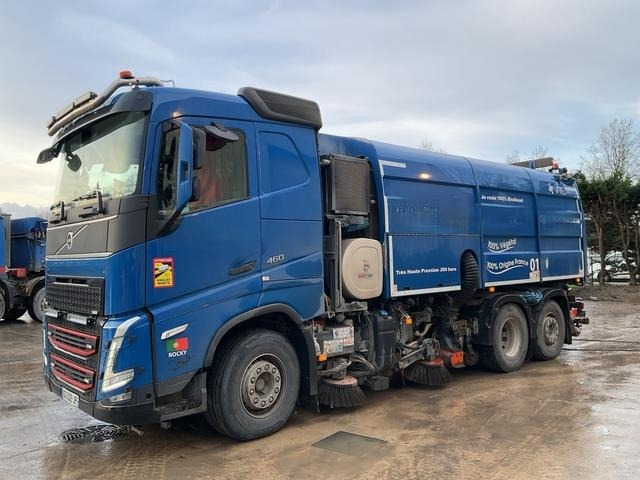 Volvo FH460 - Подметально-уборочная машина: фото 1 Volvo FH460 - Подметально-уборочная машина: фото 1