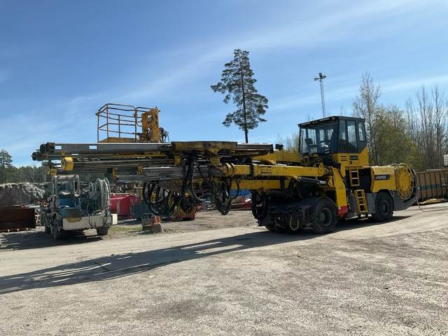Atlas Copco XE3C - Горнодобывающая техника: фото 1 Atlas Copco XE3C - Горнодобывающая техника: фото 1