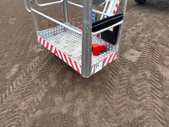 Dino 220RXT - Коленчатый подъемник: фото 5 Dino 220RXT - Коленчатый подъемник: фото 5