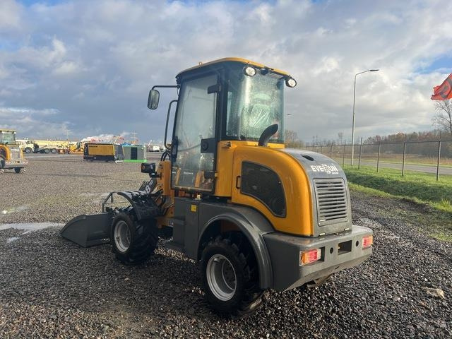 Everun R08 Pro - Колёсный погрузчик: фото 2 Everun R08 Pro - Колёсный погрузчик: фото 2