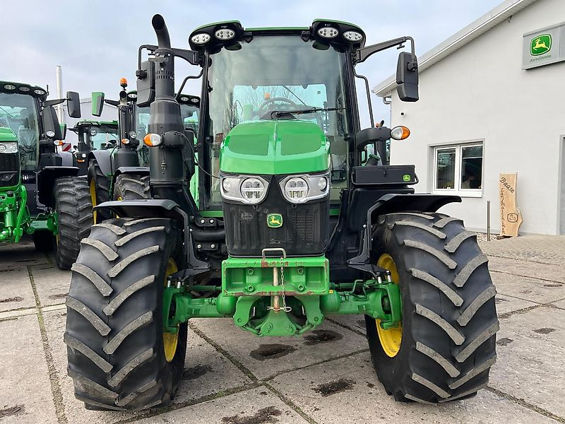 John Deere 6120M AutoPowr - Трактор: фото 2 John Deere 6120M AutoPowr - Трактор: фото 2
