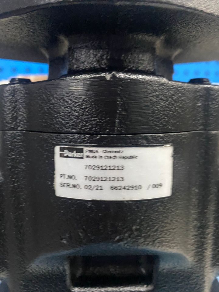 PARKER 7029121213 - Гидравлический насос для Строительной техники: фото 2 PARKER 7029121213 - Гидравлический насос для Строительной техники: фото 2