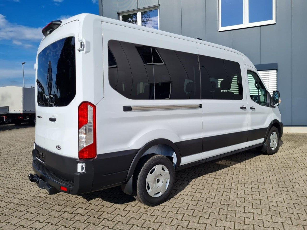 Ford Transit 350 Kombi TDCi L3 Trend 9 Sitzer AUTOMAT - Пассажирский фургон: фото 4 Ford Transit 350 Kombi TDCi L3 Trend 9 Sitzer AUTOMAT - Пассажирский фургон: фото 4
