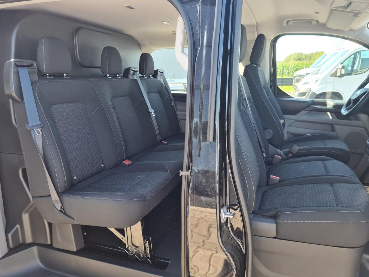 Ford Transit Custom Kasten 320 Doka L2 Trend AHK 6 Si - Легковой фургон, Грузопассажирский фургон: фото 4 Ford Transit Custom Kasten 320 Doka L2 Trend AHK 6 Si - Легковой фургон, Грузопассажирский фургон: фото 4