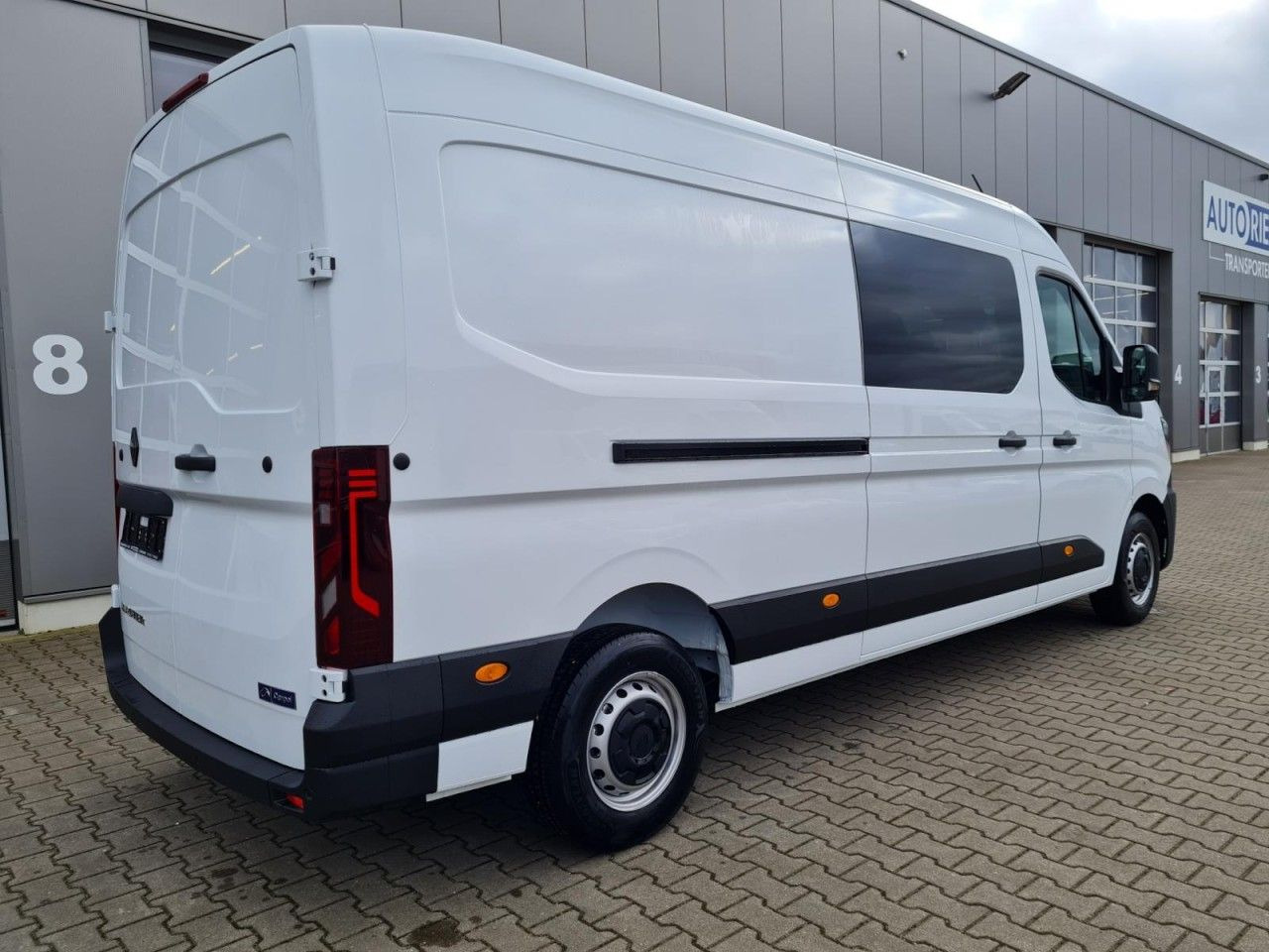 Renault Master 35 Kasten L3 Doka 7-Sitze KLIMA TEMPOMAT - Цельнометаллический фургон, Грузопассажирский фургон: фото 4 Renault Master 35 Kasten L3 Doka 7-Sitze KLIMA TEMPOMAT - Цельнометаллический фургон, Грузопассажирский фургон: фото 4