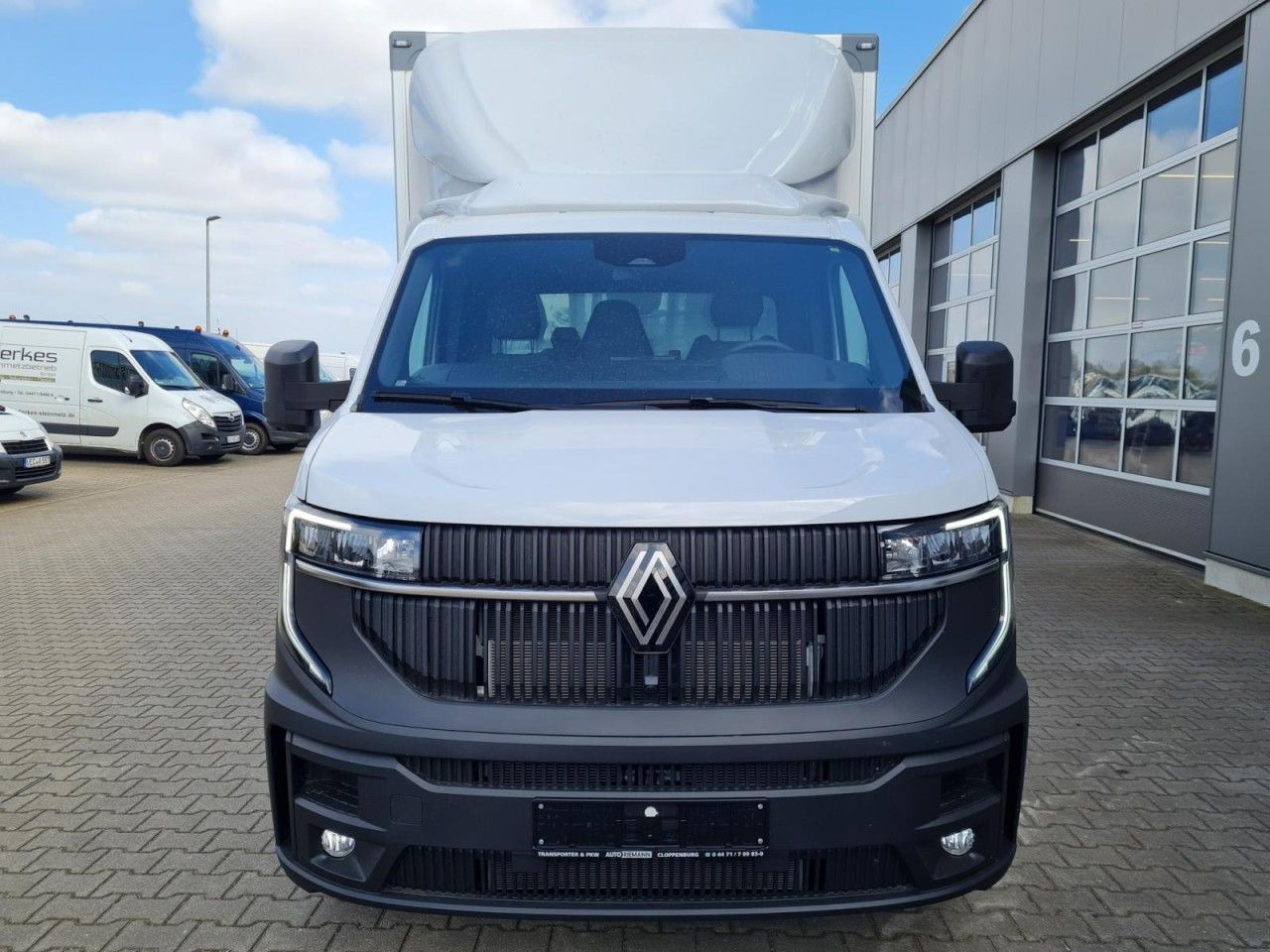 Renault Master 35 New Möbel Koffer KLIMA KOMFORT TEMPOMA - Фургон с закрытым кузовом: фото 2 Renault Master 35 New Möbel Koffer KLIMA KOMFORT TEMPOMA - Фургон с закрытым кузовом: фото 2