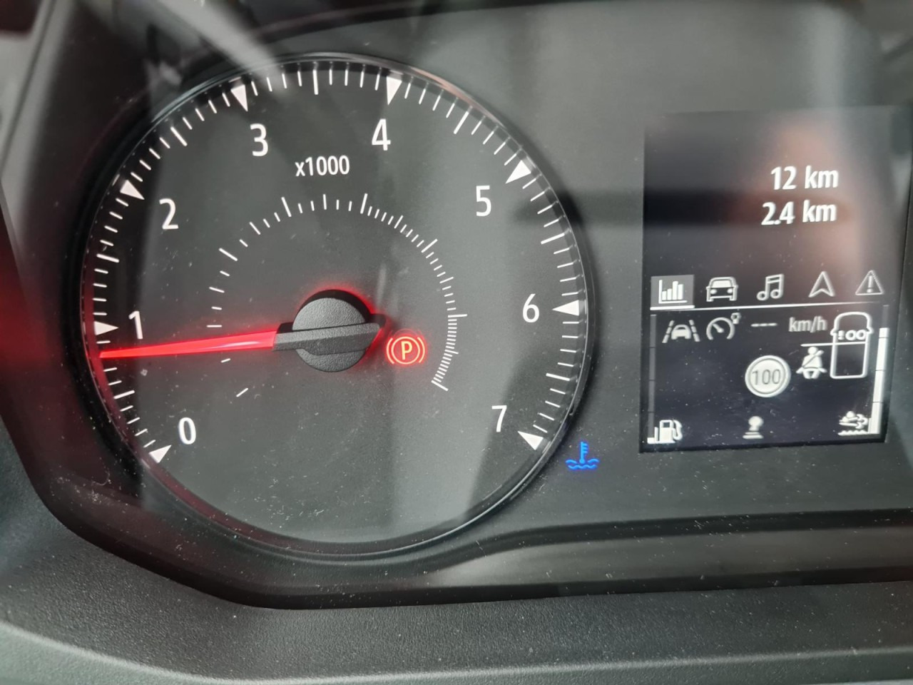 Тентованный фургон Renault Master Pritsche 2x Schiebe Plane 10 Pal. LUFTFEDERUNG: фото 10 Тентованный фургон Renault Master Pritsche 2x Schiebe Plane 10 Pal. LUFTFEDERUNG: фото 10