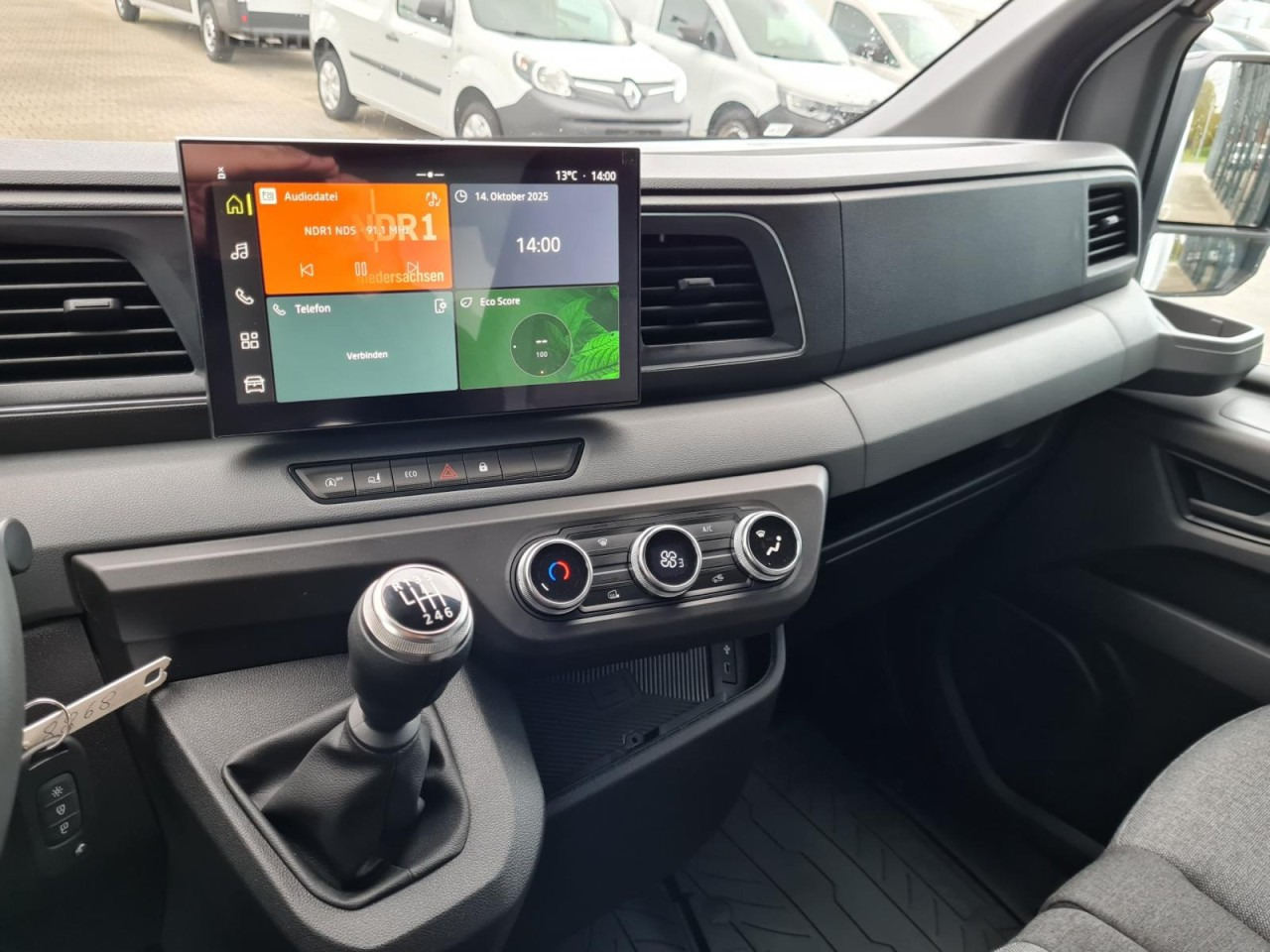 Тентованный фургон Renault Master Pritsche 2x Schiebe Plane 10 Pal. LUFTFEDERUNG: фото 11 Тентованный фургон Renault Master Pritsche 2x Schiebe Plane 10 Pal. LUFTFEDERUNG: фото 11