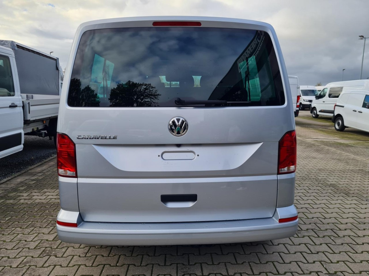 VW Volkswagen T6.1 Caravelle TDI lang 9 Sitzer 2 Schiebetüren Trendl. - Микроавтобус, Пассажирский фургон: фото 5 VW Volkswagen T6.1 Caravelle TDI lang 9 Sitzer 2 Schiebetüren Trendl. - Микроавтобус, Пассажирский фургон: фото 5