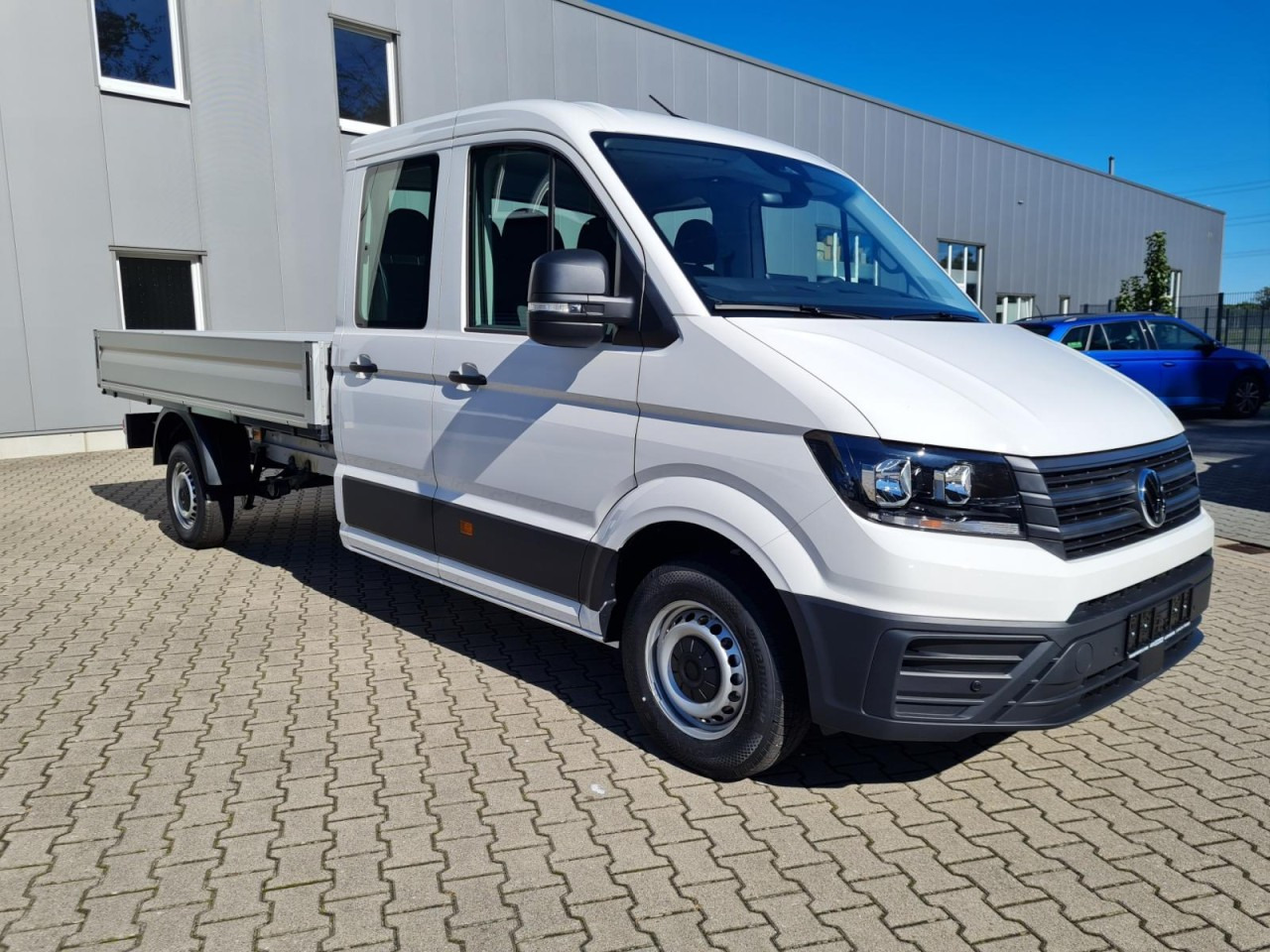 Volkswagen Crafter 35 DOKA 7-Sitze lang L4 KLIMA TEMPOMAT - Малотоннажный бортовой грузовик, Грузопассажирский фургон: фото 3 Volkswagen Crafter 35 DOKA 7-Sitze lang L4 KLIMA TEMPOMAT - Малотоннажный бортовой грузовик, Грузопассажирский фургон: фото 3
