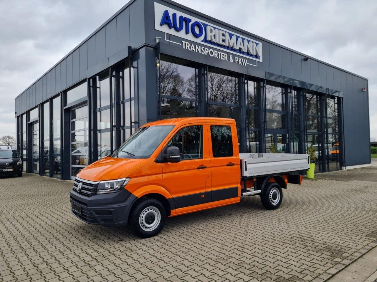 Volkswagen Crafter 35 Doka TDI MR KLIMA - Малотоннажный бортовой грузовик, Грузопассажирский фургон: фото 2 Volkswagen Crafter 35 Doka TDI MR KLIMA - Малотоннажный бортовой грузовик, Грузопассажирский фургон: фото 2