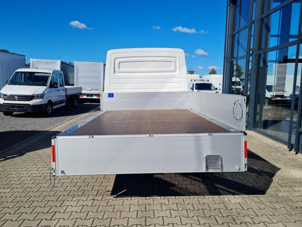 Volkswagen Crafter 35 Doka TDI Pritsche MR KLIMA TEMPOMAT - Малотоннажный бортовой грузовик, Грузопассажирский фургон: фото 5 Volkswagen Crafter 35 Doka TDI Pritsche MR KLIMA TEMPOMAT - Малотоннажный бортовой грузовик, Грузопассажирский фургон: фото 5