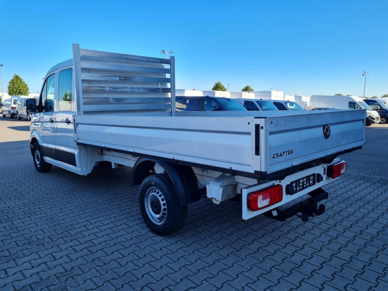 Малотоннажный бортовой грузовик, Грузопассажирский фургон Volkswagen Crafter 35 Doka TDI lang AHK Klima: фото 7