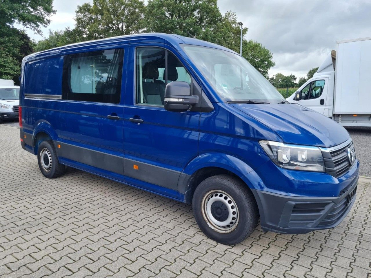 Volkswagen Crafter 35 Kasten Plus Doka mixto NAVI AHK 6 Sit - Цельнометаллический фургон, Грузопассажирский фургон: фото 3 Volkswagen Crafter 35 Kasten Plus Doka mixto NAVI AHK 6 Sit - Цельнометаллический фургон, Грузопассажирский фургон: фото 3