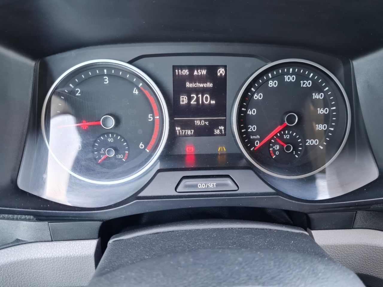 Цельнометаллический фургон Volkswagen Crafter 35 Kasten TDI MR L3H3 RWD AHK: фото 11