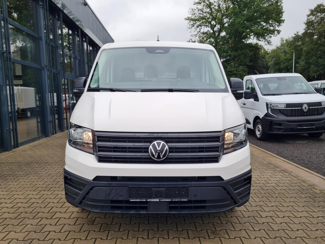 Volkswagen Crafter 35 Pritsche TDI Pritsche L4 KLIMA TEMPOMAT - Малотоннажный бортовой грузовик: фото 2 Volkswagen Crafter 35 Pritsche TDI Pritsche L4 KLIMA TEMPOMAT - Малотоннажный бортовой грузовик: фото 2