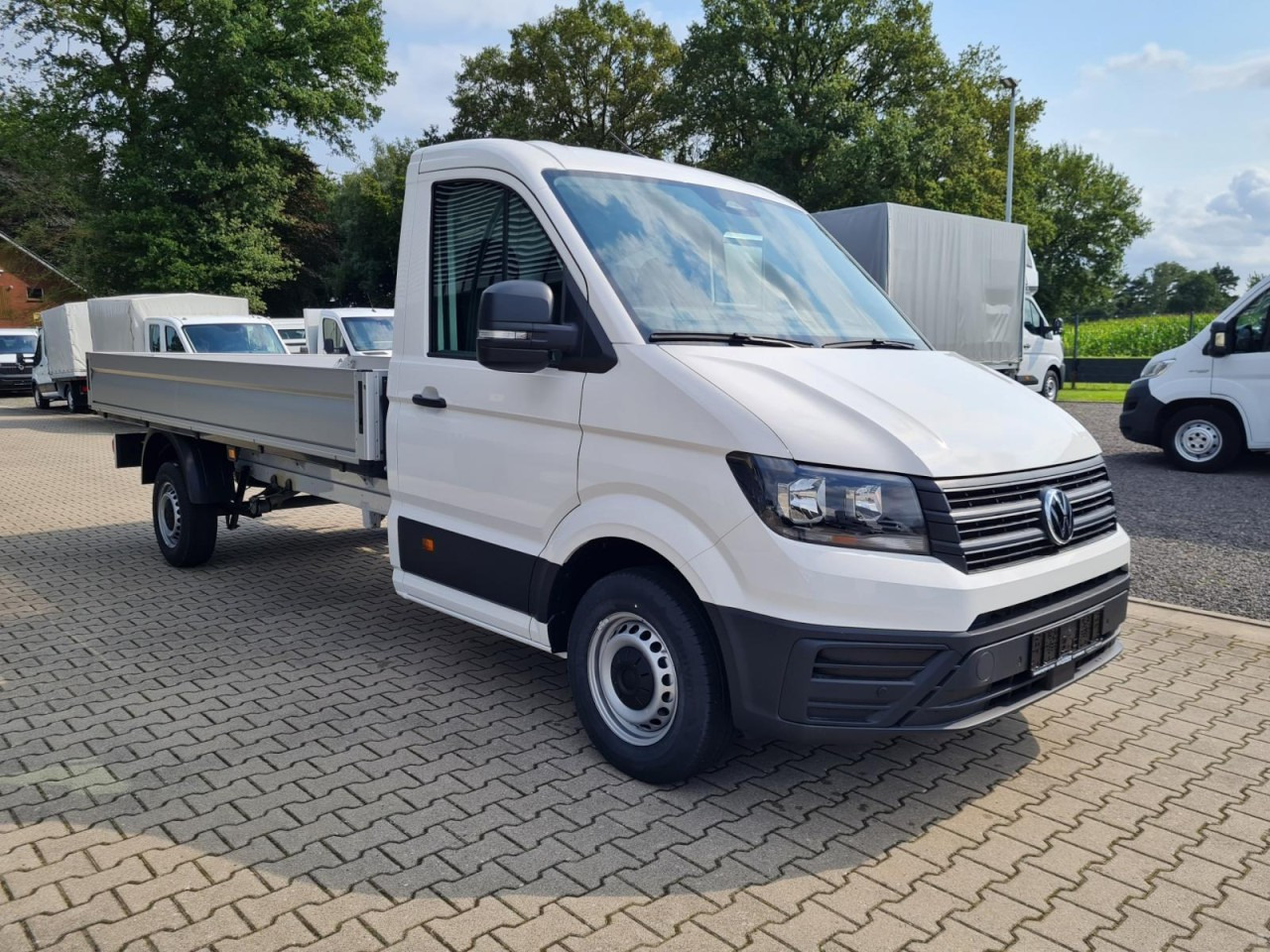 Volkswagen Crafter 35 Pritsche TDi L4 lang KLIMA TEMPOMAT - Малотоннажный бортовой грузовик: фото 3 Volkswagen Crafter 35 Pritsche TDi L4 lang KLIMA TEMPOMAT - Малотоннажный бортовой грузовик: фото 3