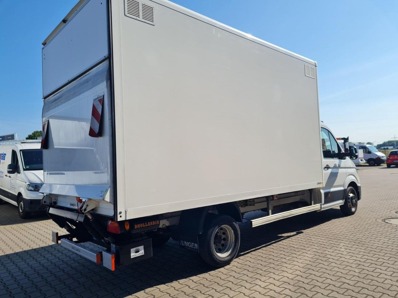 Volkswagen Crafter 50 Koffer hoch 2.0 TDI LBW KLIMA KAMERA - Фургон с закрытым кузовом: фото 4 Volkswagen Crafter 50 Koffer hoch 2.0 TDI LBW KLIMA KAMERA - Фургон с закрытым кузовом: фото 4