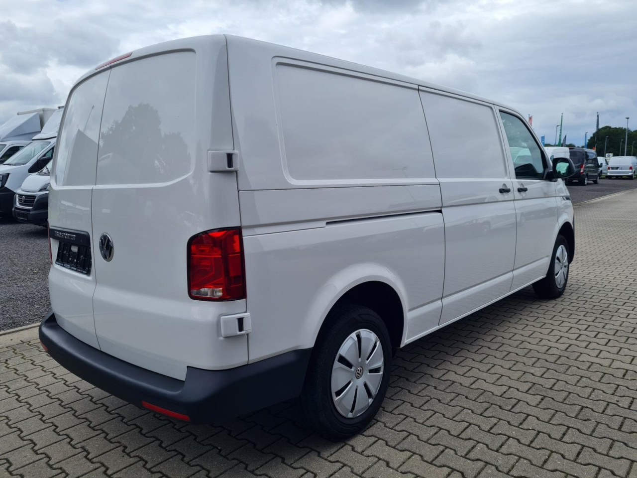 Volkswagen T6.1 Kasten TDi lang Flügeltüren KLIMA Verkleidungen - Легковой фургон: фото 5 Volkswagen T6.1 Kasten TDi lang Flügeltüren KLIMA Verkleidungen - Легковой фургон: фото 5