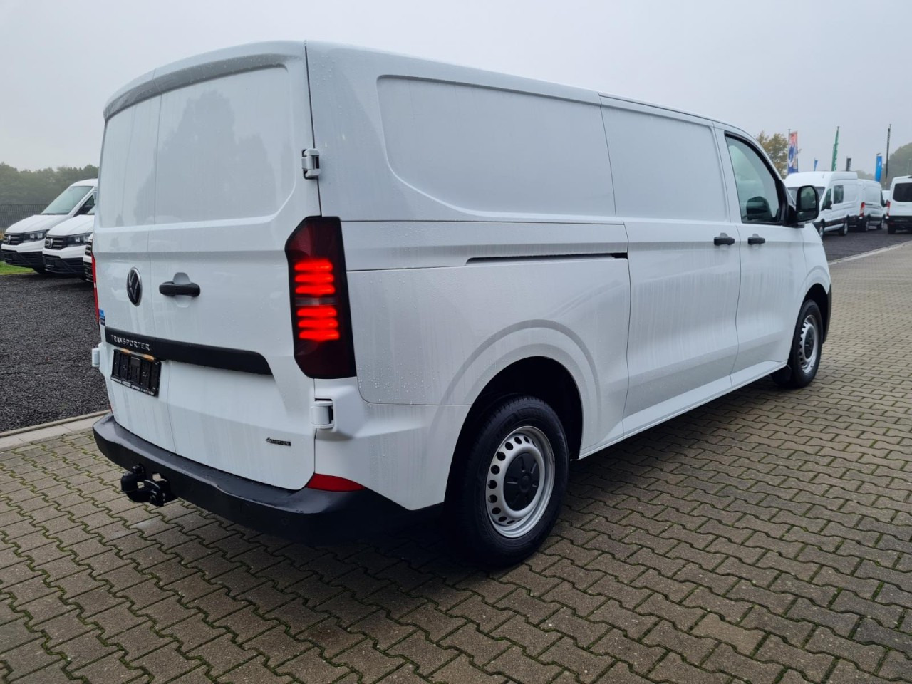 Volkswagen T7 Kasten TDI 4Motion LR L2H1 LED KAMERA TEMPOMAT - Легковой фургон: фото 4 Volkswagen T7 Kasten TDI 4Motion LR L2H1 LED KAMERA TEMPOMAT - Легковой фургон: фото 4