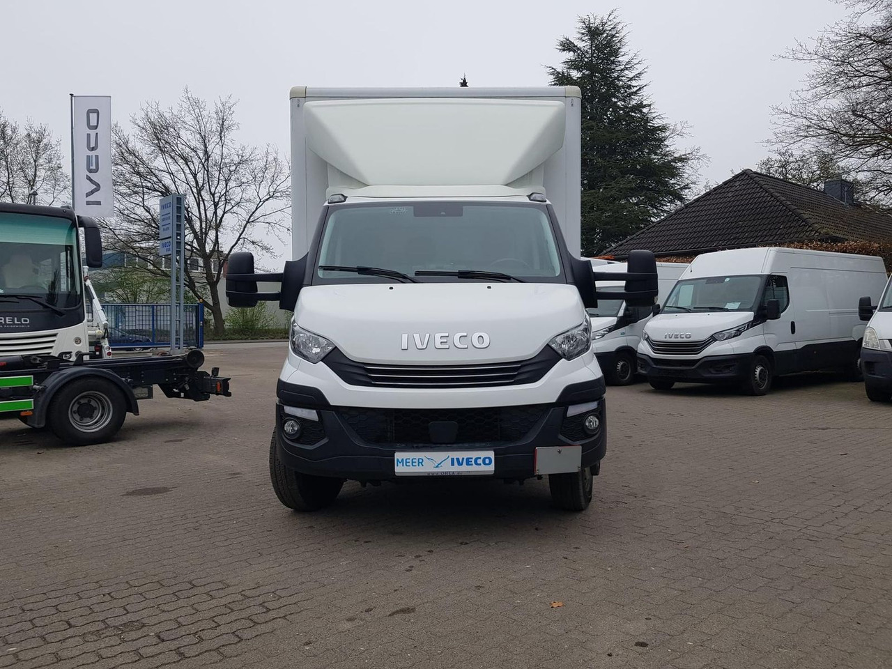 Iveco Daily 70C18HA8/P Koffer, Luftfederung, Kamera - Фургон с закрытым кузовом: фото 2 Iveco Daily 70C18HA8/P Koffer, Luftfederung, Kamera - Фургон с закрытым кузовом: фото 2