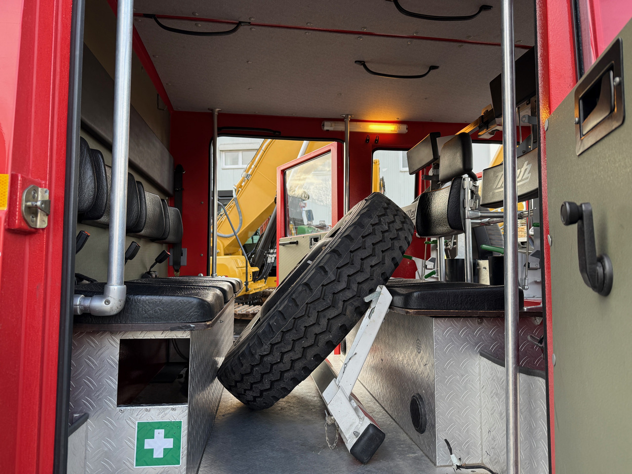 Пожарная машина MAN 12.222 LF16 Feuerwehr-LKW: фото 19 Пожарная машина MAN 12.222 LF16 Feuerwehr-LKW: фото 19