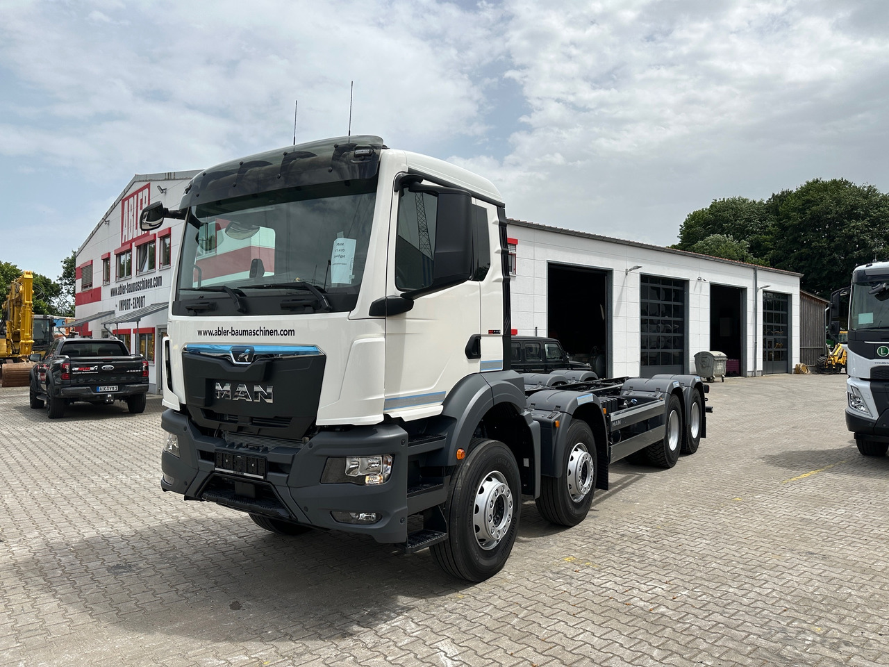 MAN TGS 41.470 8x4 BB CH Pumpenfahrgestell 2x Nebenatrieb - Грузовик-шасси: фото 2 MAN TGS 41.470 8x4 BB CH Pumpenfahrgestell 2x Nebenatrieb - Грузовик-шасси: фото 2