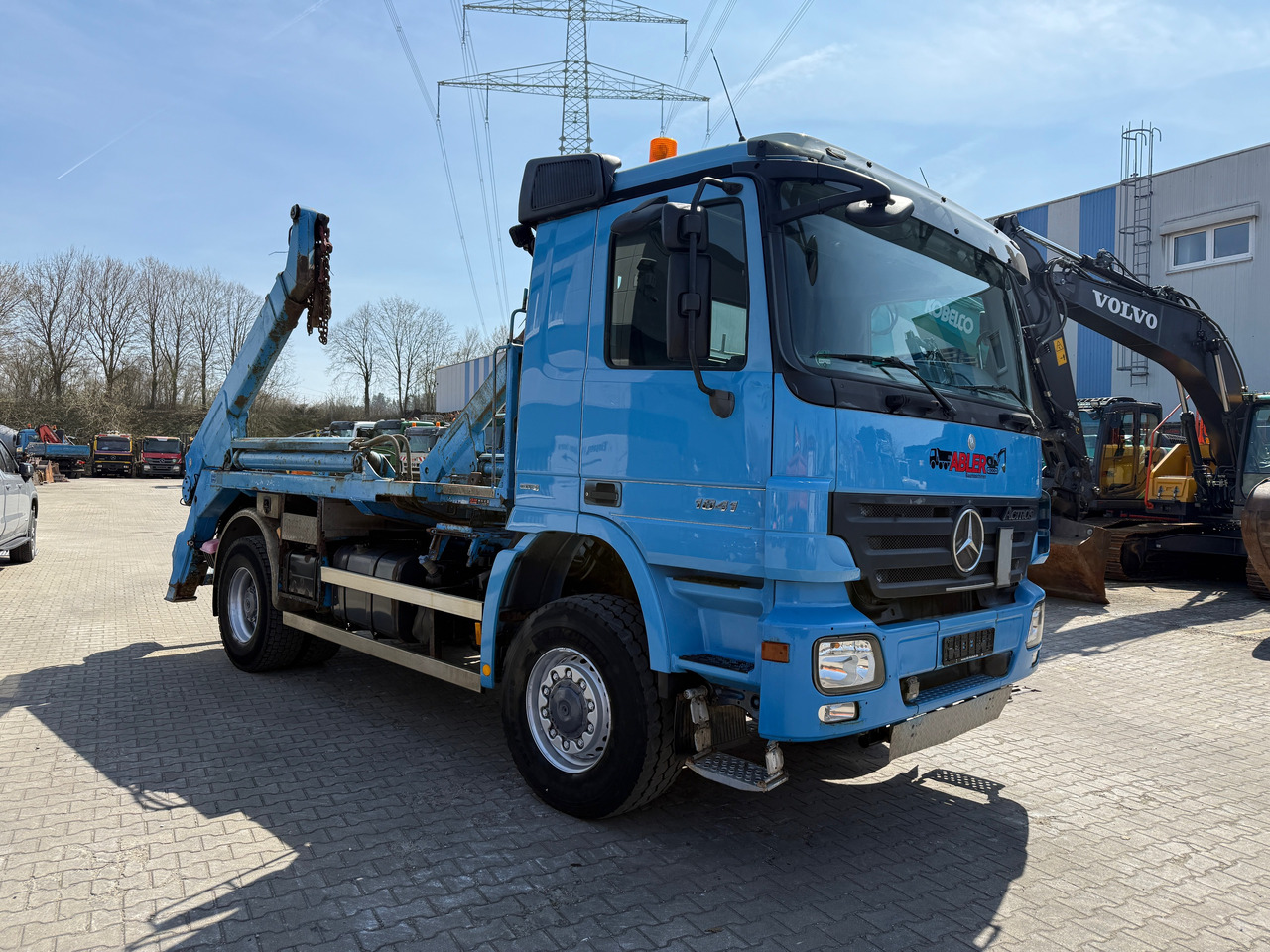 Mercedes-Benz 1841 Actros MP2 Absetzkipper 4x4 Allrad Klima - Портальный бункеровоз: фото 4 Mercedes-Benz 1841 Actros MP2 Absetzkipper 4x4 Allrad Klima - Портальный бункеровоз: фото 4