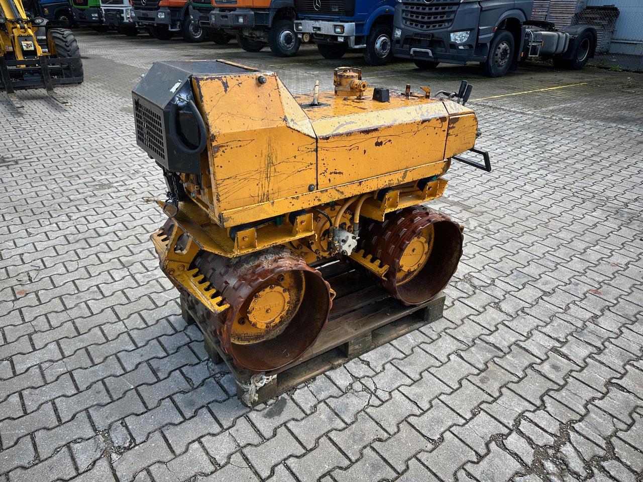 Rammax RW1403 Grabenwalze - Каток тротуарный: фото 4 Rammax RW1403 Grabenwalze - Каток тротуарный: фото 4