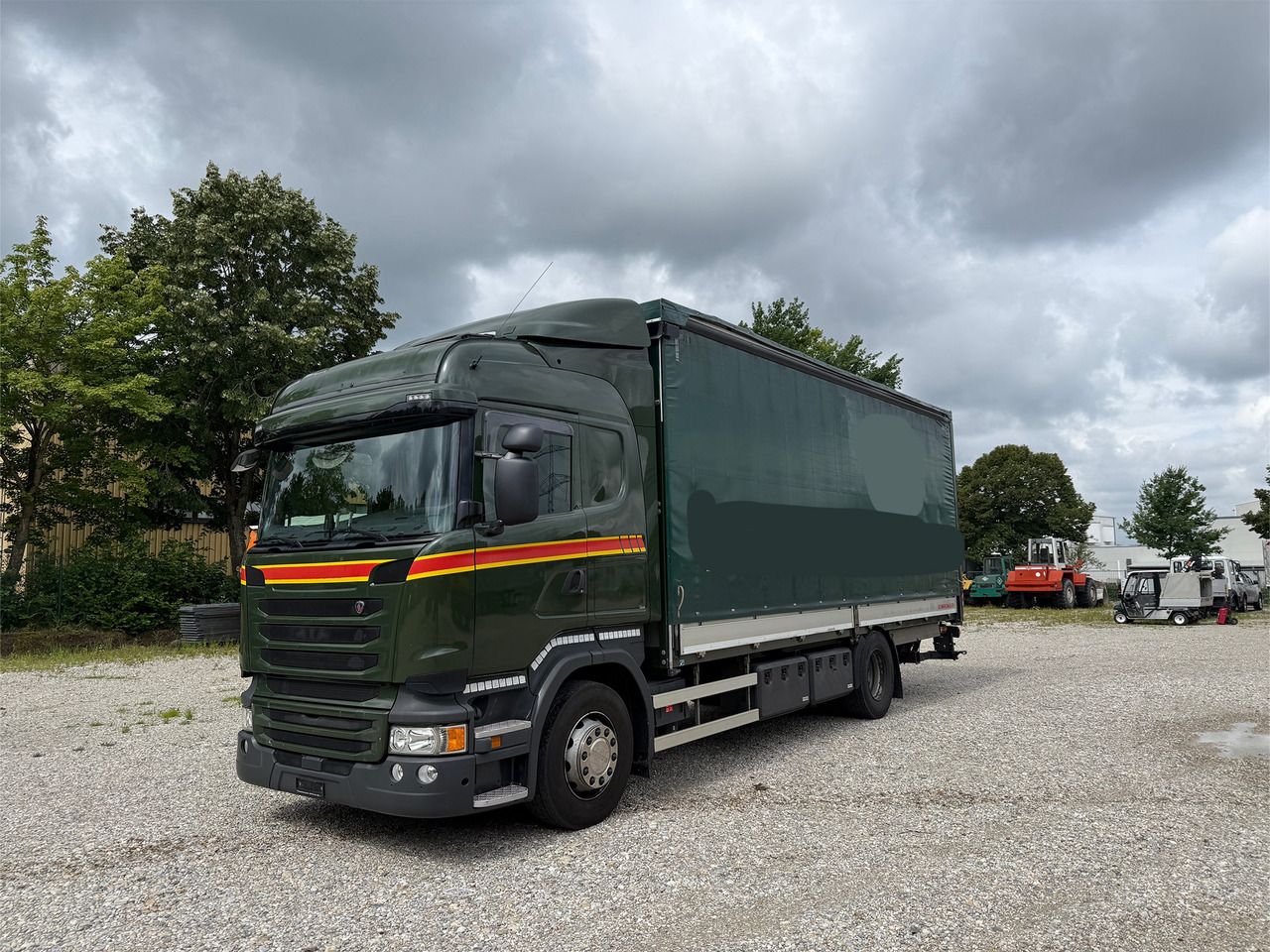 Scania R450 Gardine+Bordwand+Edscha AHK LBW - Тентованный грузовик: фото 2 Scania R450 Gardine+Bordwand+Edscha AHK LBW - Тентованный грузовик: фото 2