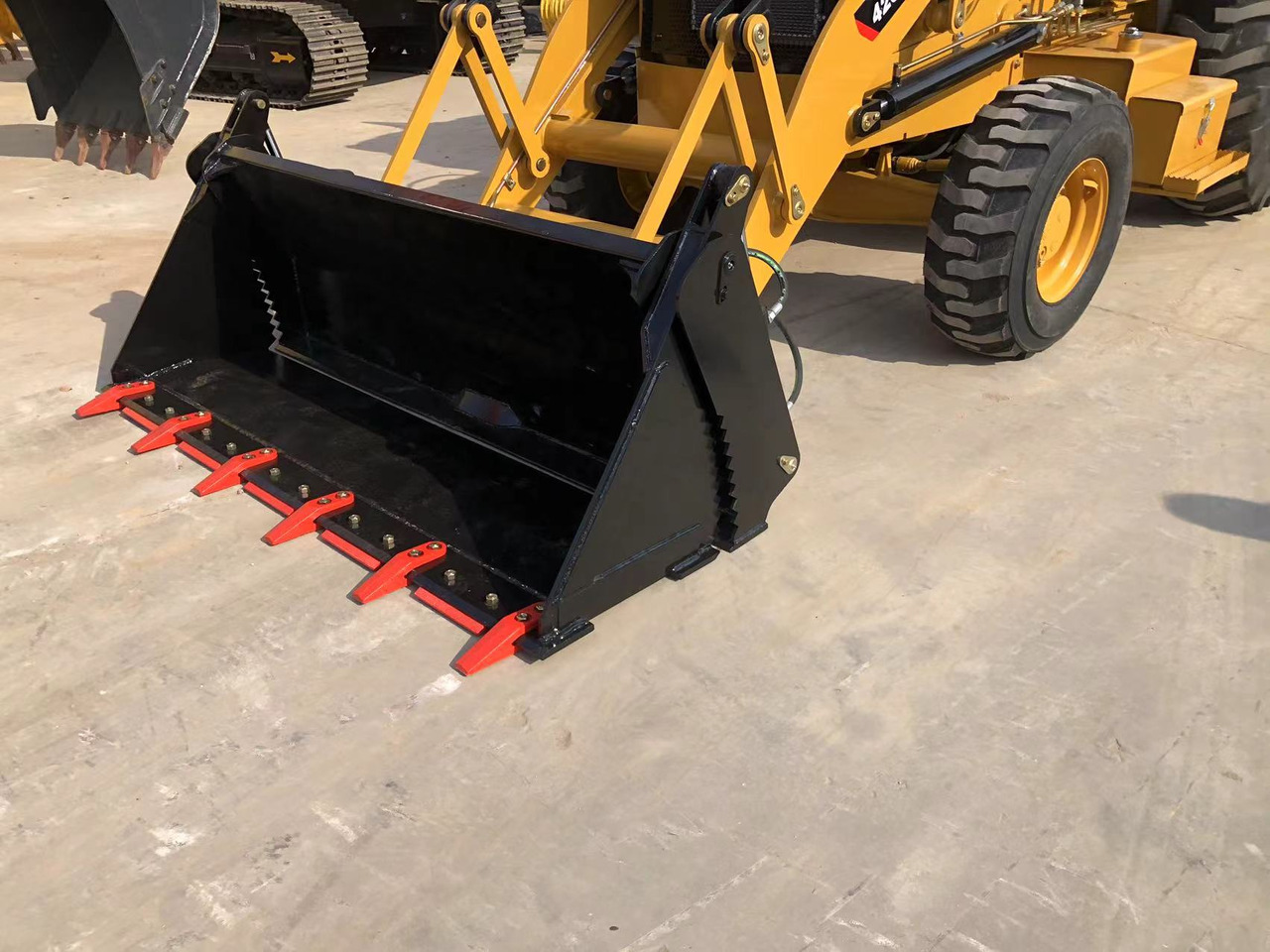 Caterpillar 420F - Экскаватор-погрузчик: фото 5 Caterpillar 420F - Экскаватор-погрузчик: фото 5