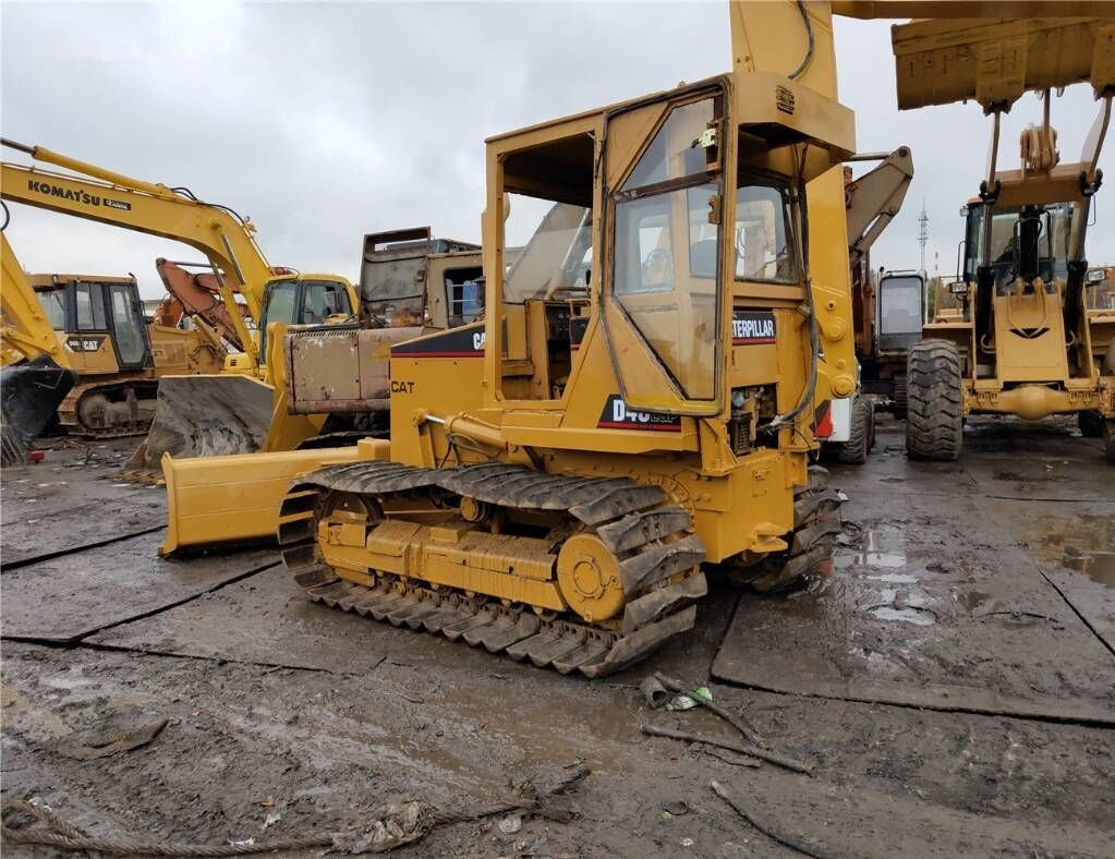 Caterpillar D4C - Бульдозер: фото 4 Caterpillar D4C - Бульдозер: фото 4