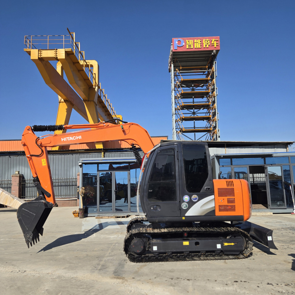 HITACHI ZX70 - Мини-экскаватор: фото 1 HITACHI ZX70 - Мини-экскаватор: фото 1