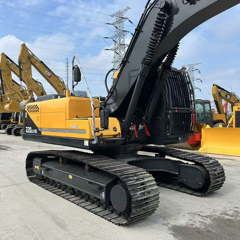 HYUNDAI R220LC-9S - Экскаватор: фото 1 HYUNDAI R220LC-9S - Экскаватор: фото 1
