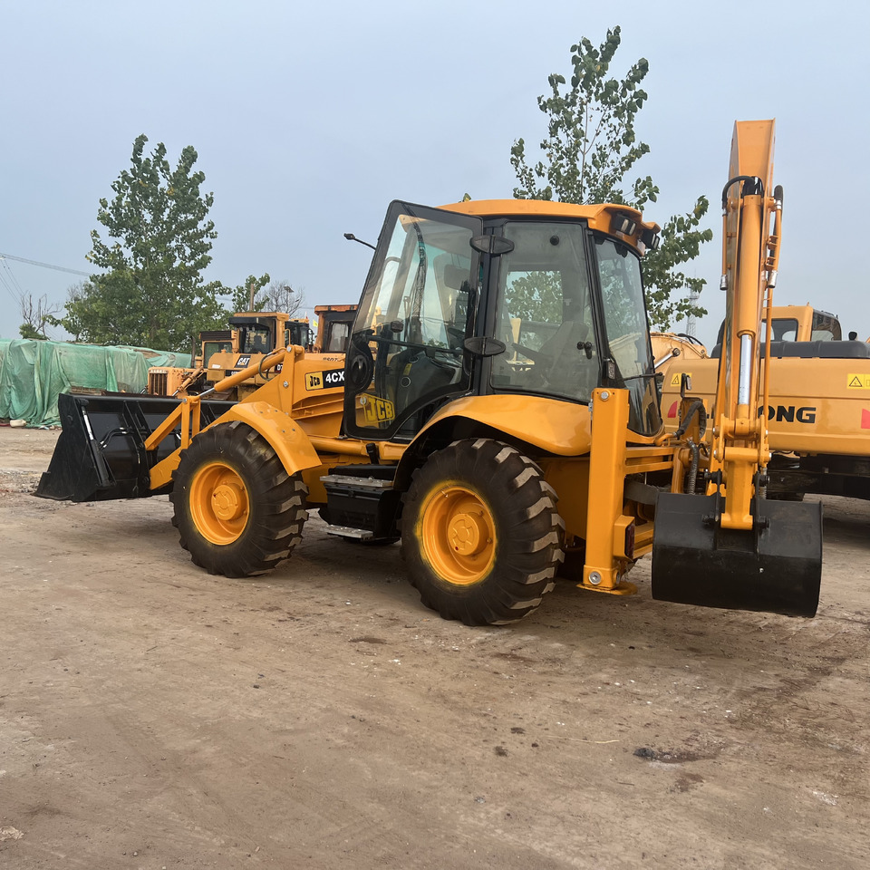 JCB 4CX - Экскаватор-погрузчик: фото 4 JCB 4CX - Экскаватор-погрузчик: фото 4