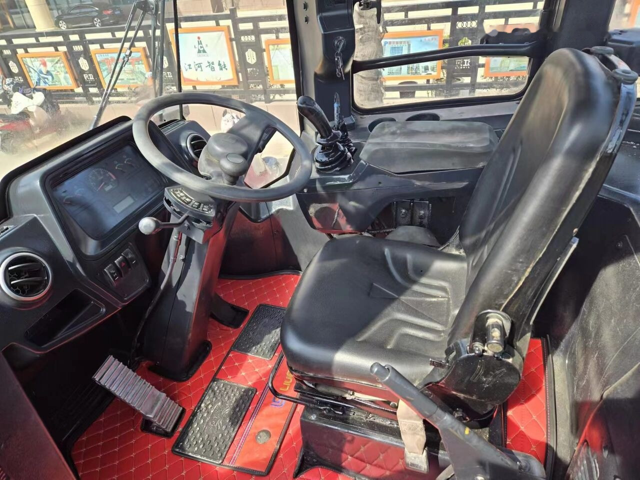 LiuGong 856H - Колёсный погрузчик: фото 3 LiuGong 856H - Колёсный погрузчик: фото 3